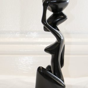 La femme à la jarre